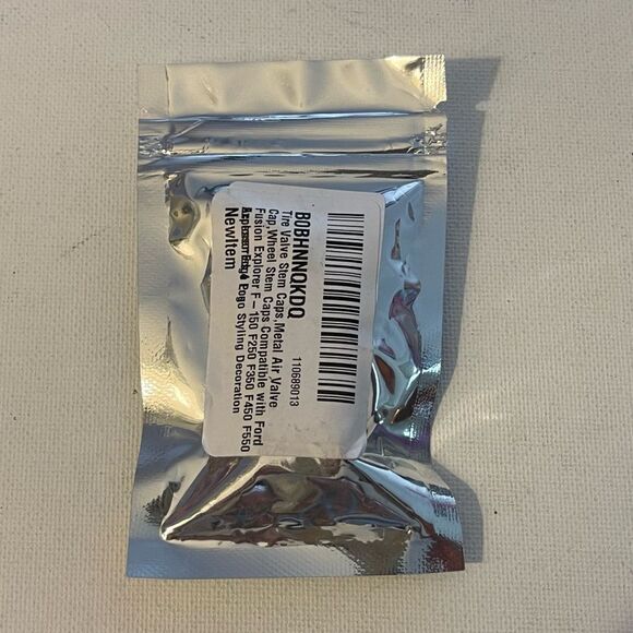 Ford valve Stem caps in Black set of 4 NWT - Picture 4 of 4